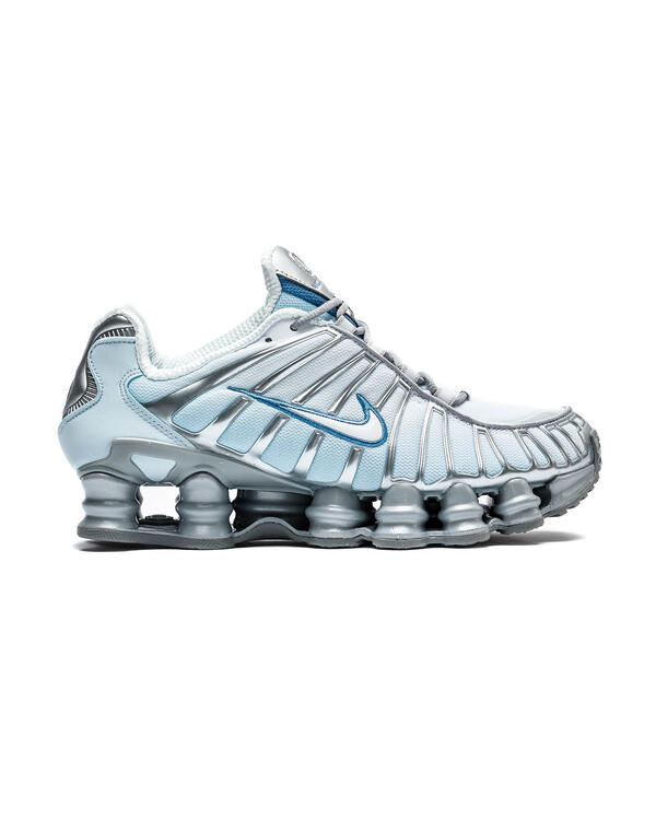 Shox sneakers 2024